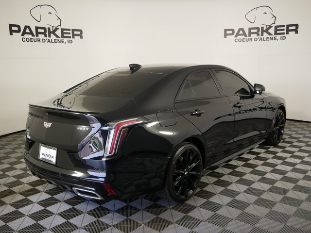 Used 2020 Black Raven Cadillac Sport AWD w/ Technology Pkg & Cold Weather Pkg image 5