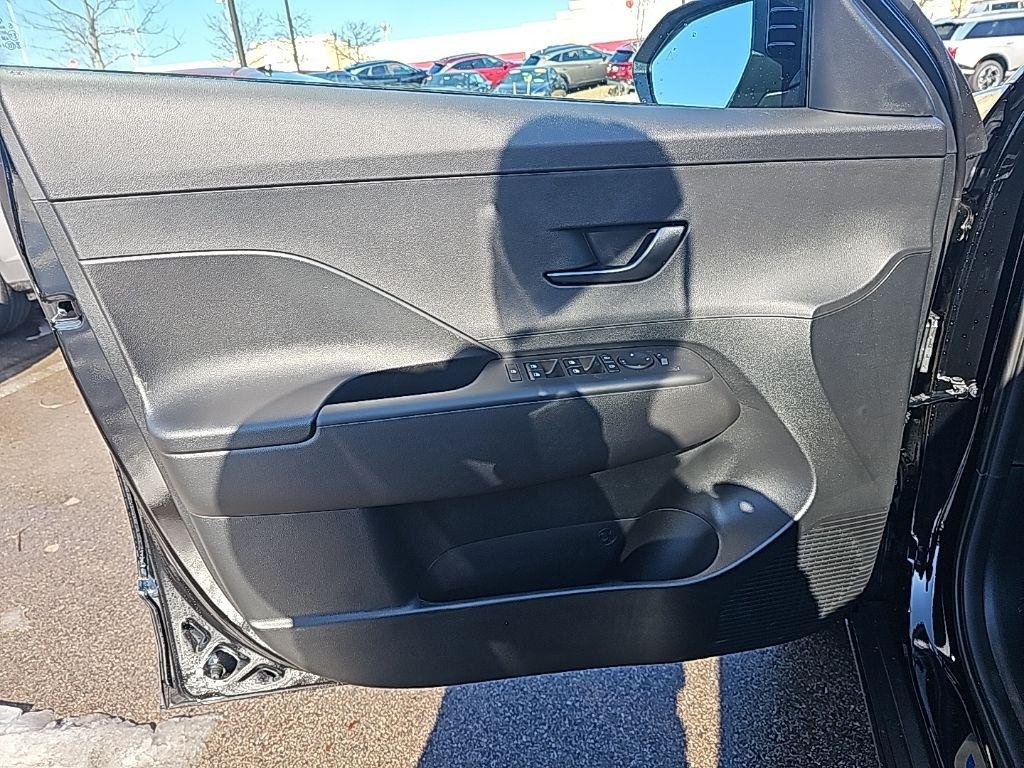 New 2026 Black Hyundai SE AWD image 10