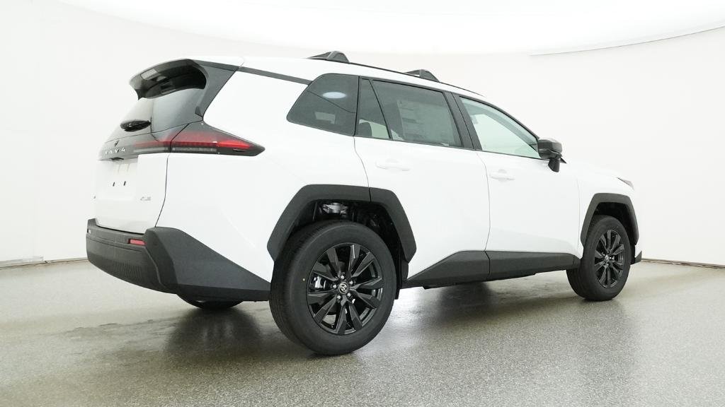 New 2026 Ice Cap Toyota XLE Premium image 8