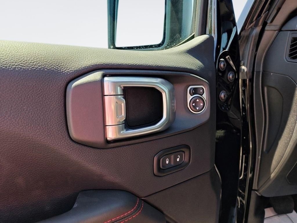 New 2026 Black Clearcoat Jeep Rubicon X image 16