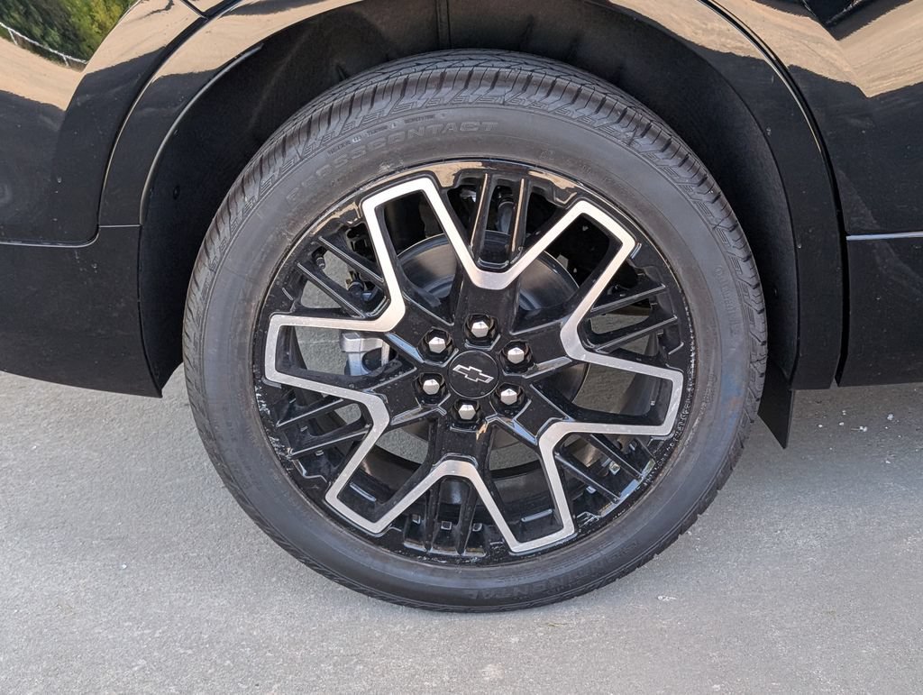 New 2026 Black Chevrolet RS image 3