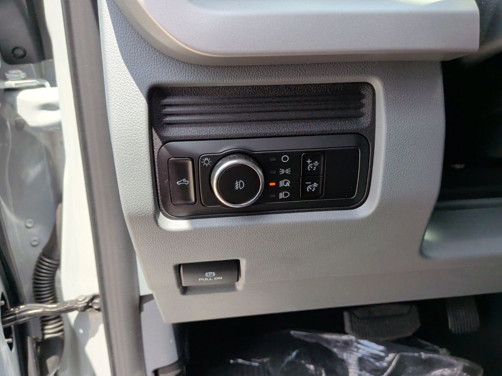 New 2026 Avalanche Ford F-250® XL image 15