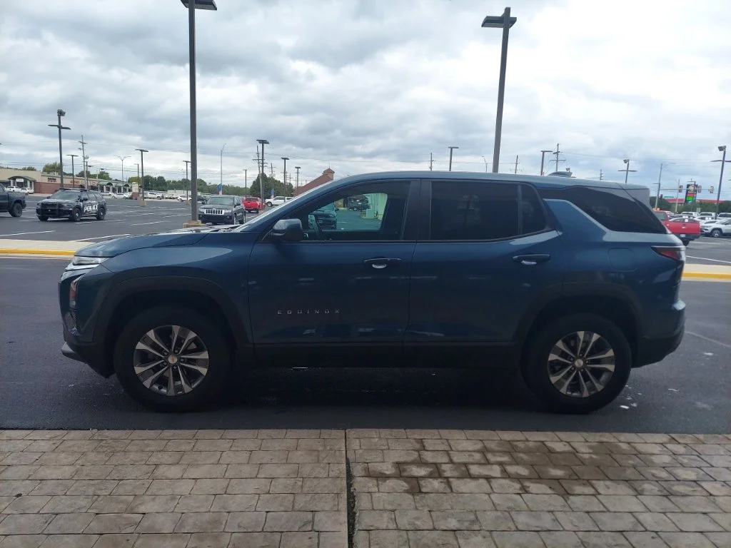 Certified Used 2026 Blue Chevrolet LT image 4