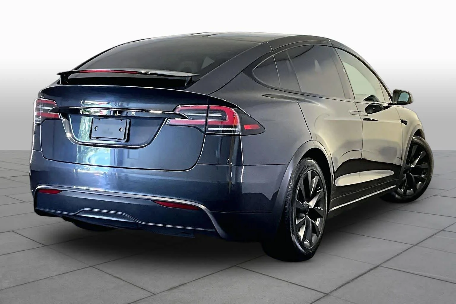 Used 2024 Pearl White Multi-Coat Tesla  image 11