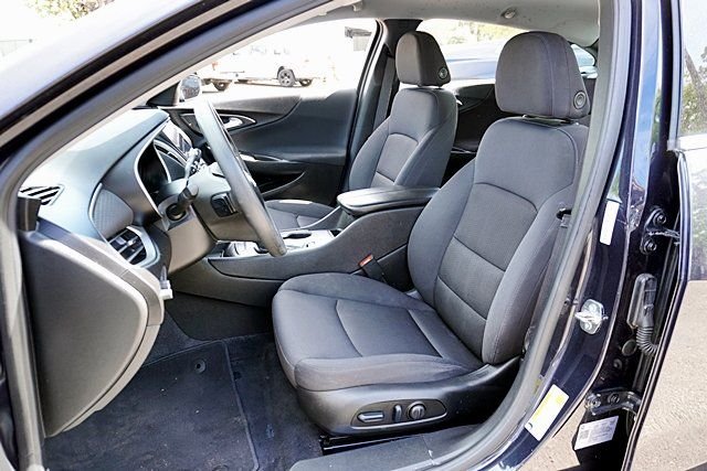 Used 2023 Gray Chevrolet LT image 13