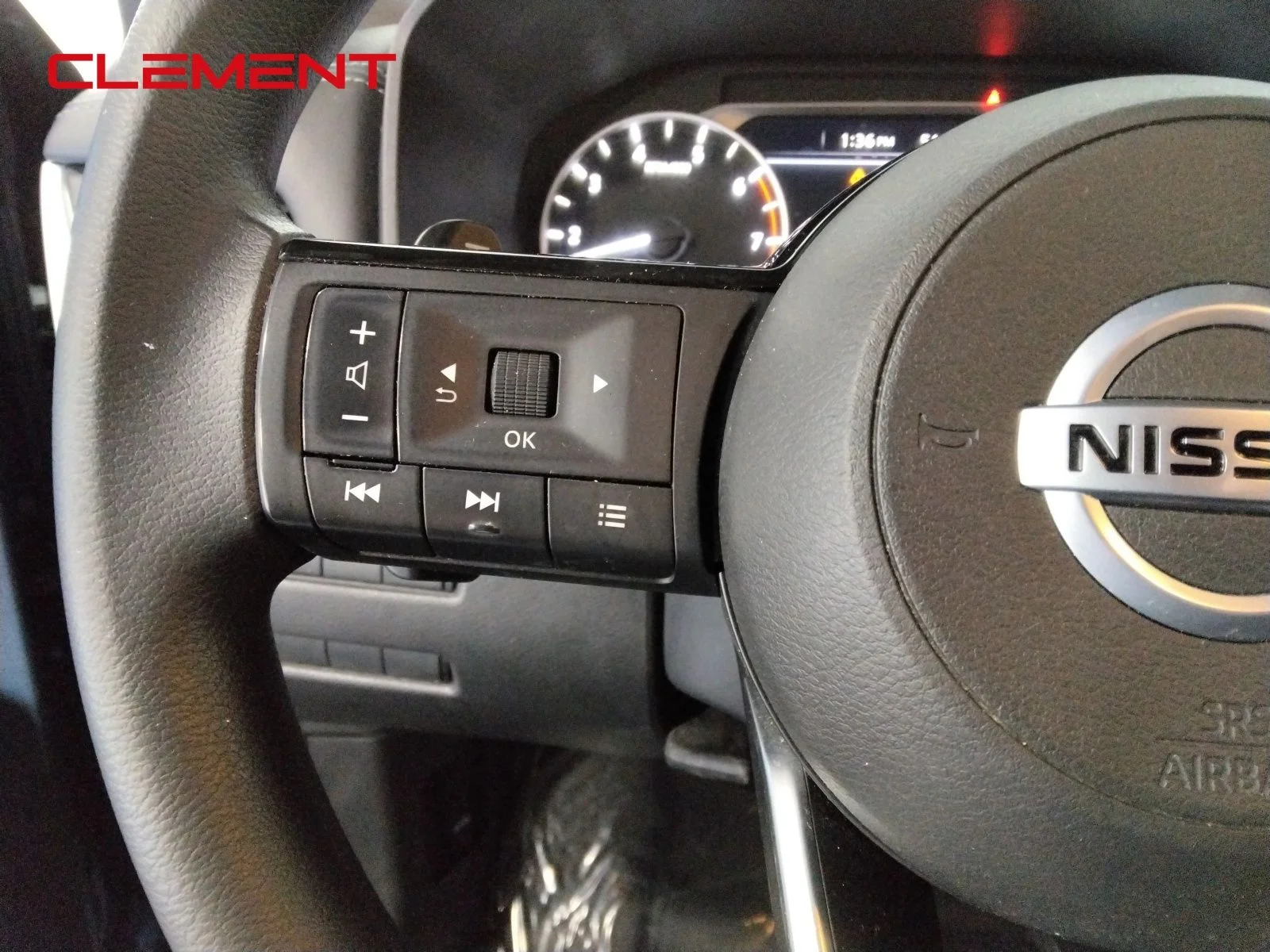 2021 Nissan Rogue SV - Photo 12