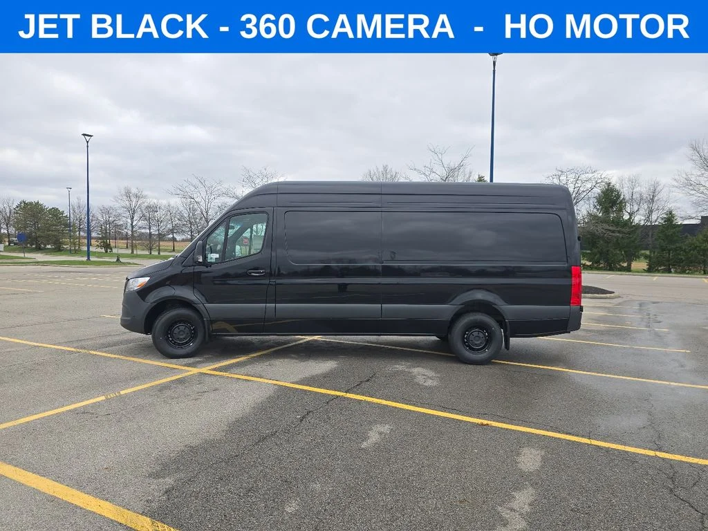 New 2026 Jet Black Mercedes-Benz Cargo 170 WB image 9