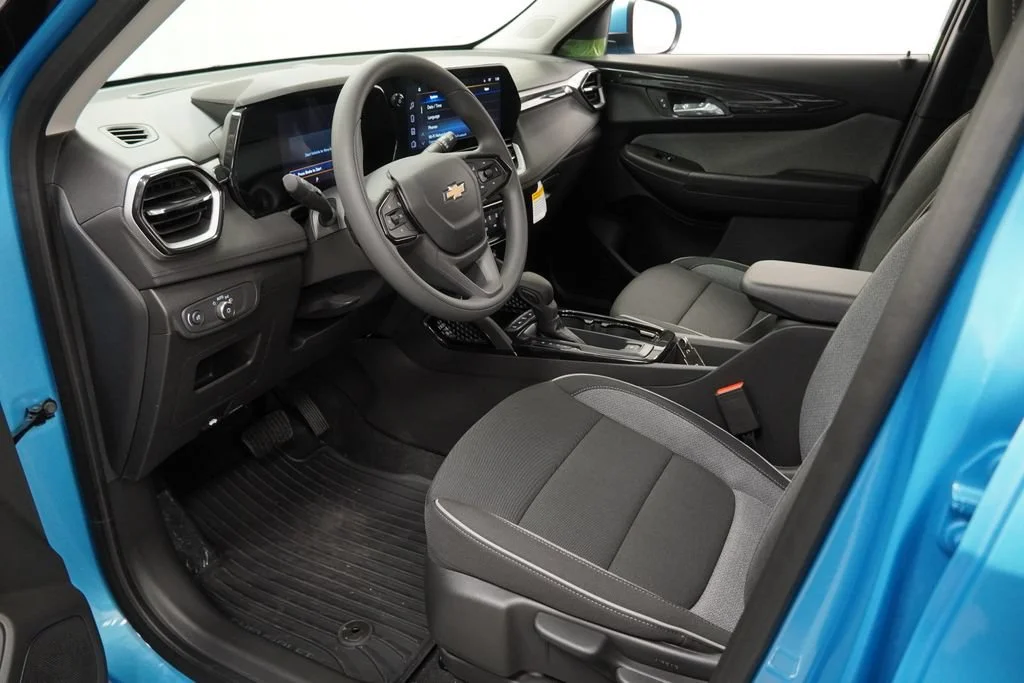 New 2026 Marina Blue Metallic Chevrolet LT image 17