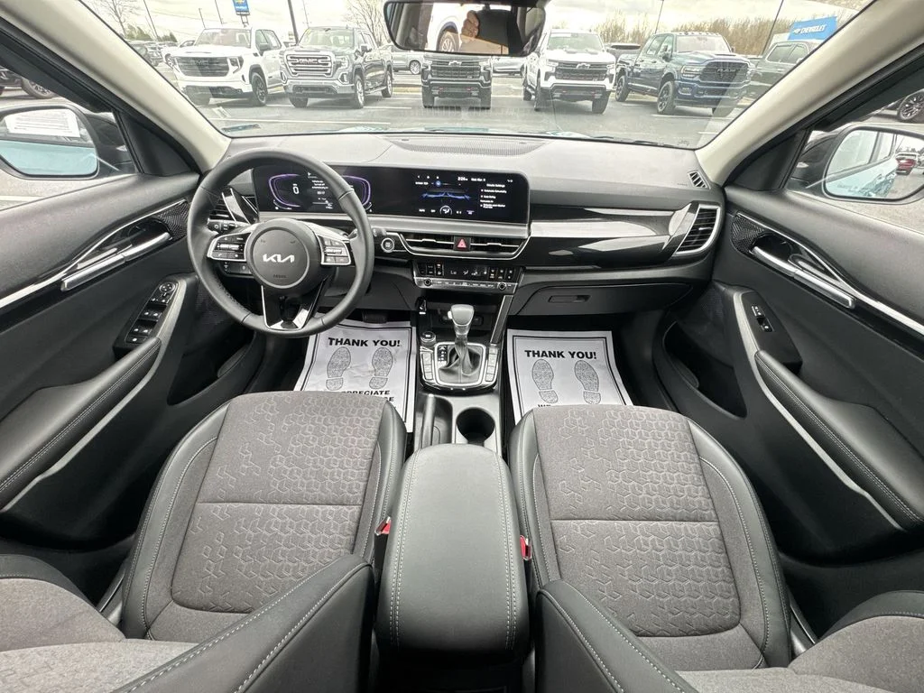 Used 2026 Blue Kia S image 21