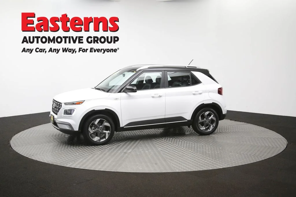 Used 2025 White Hyundai Limited image 57