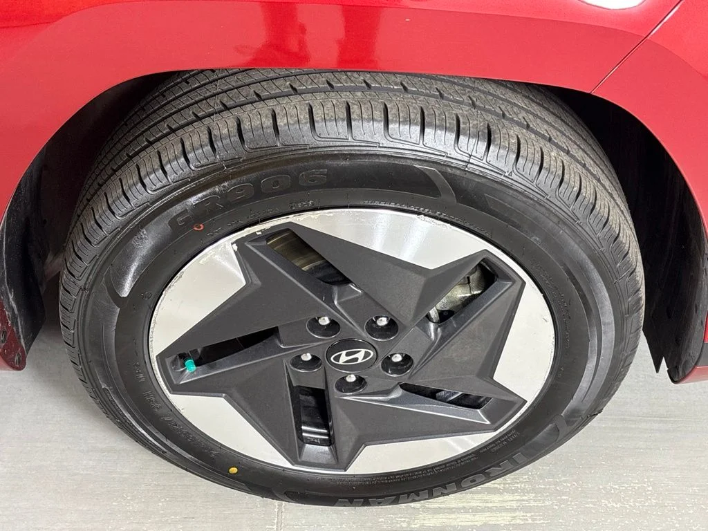 Used 2025 Red Hyundai SEL image 11