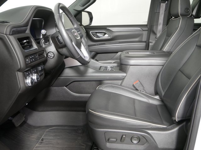 Used 2022 White Frost Tricoat GMC SLT w/ Luxury Pkg & Premium Pkg image 10