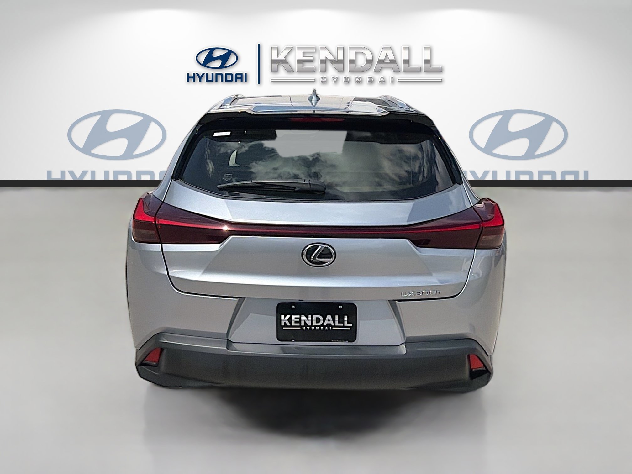 Used 2025 Iridium Lexus UX 300h image 5