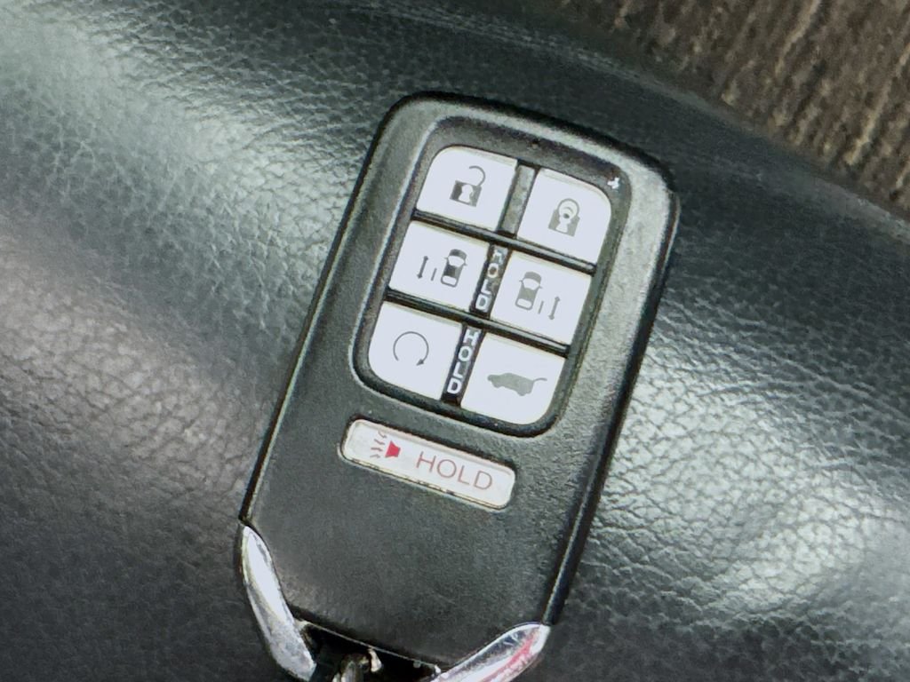 2023 Honda Odyssey EX-L - Photo 41