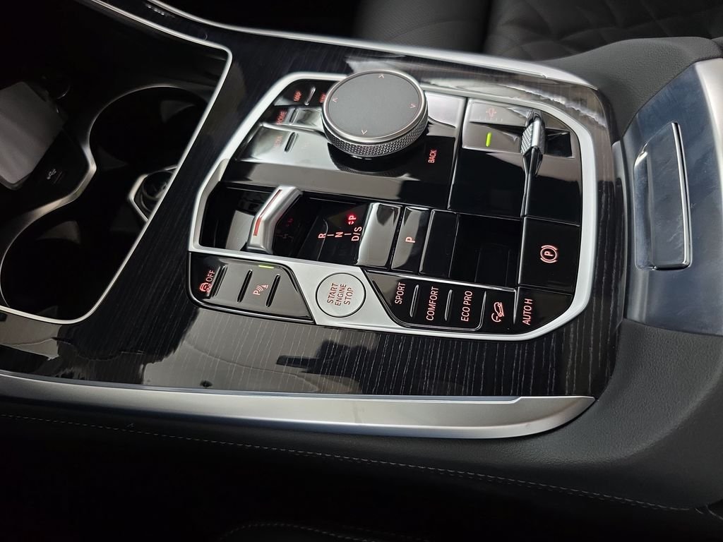 New 2027 Black Sapphire Metallic BMW xDrive40i image 23