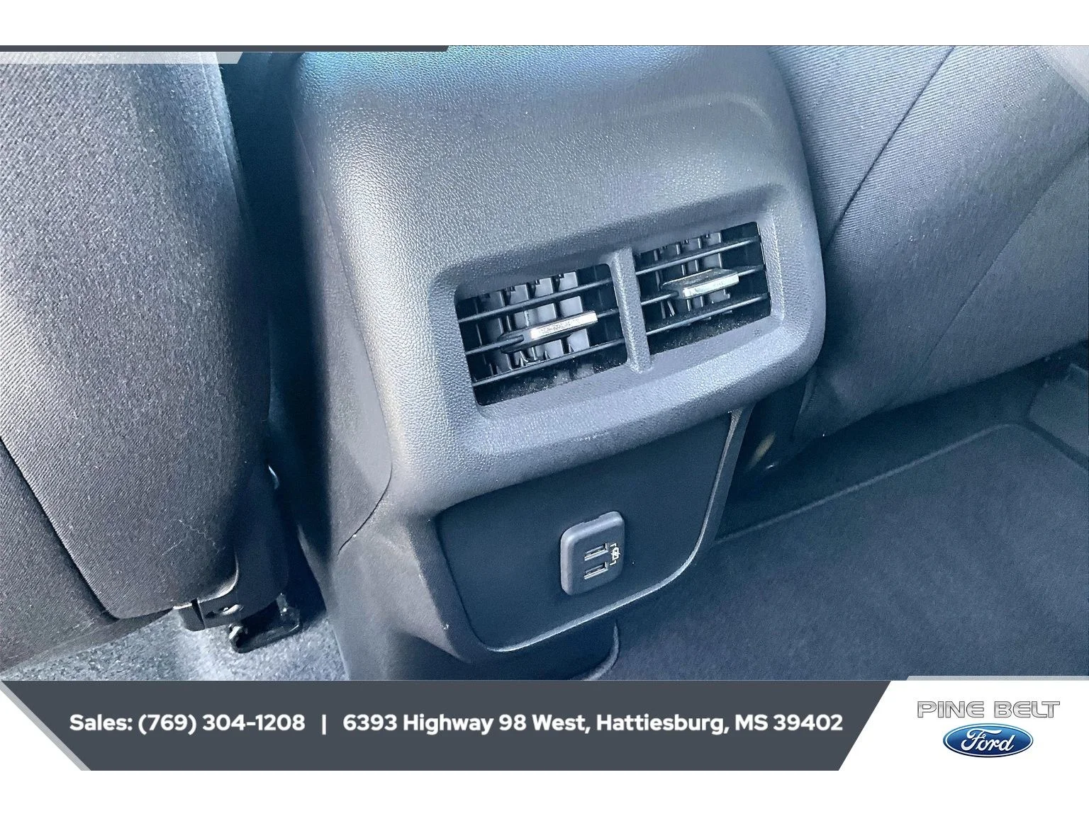 Used 2022 Summit White Chevrolet LT image 24