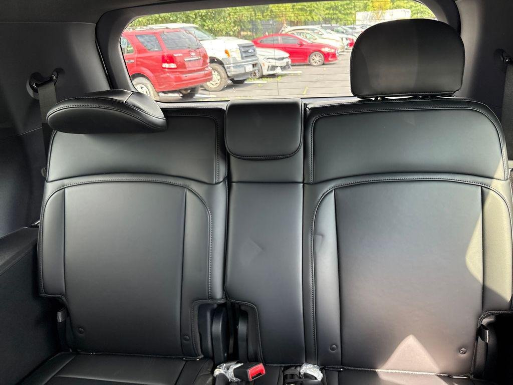 New 2027 Glacial White Pearl Kia SX image 29