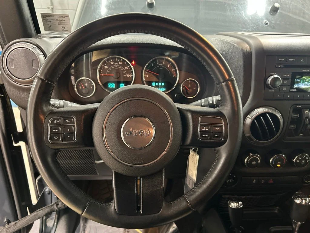 Used 2018 Gray Jeep Unlimited Sport image 15