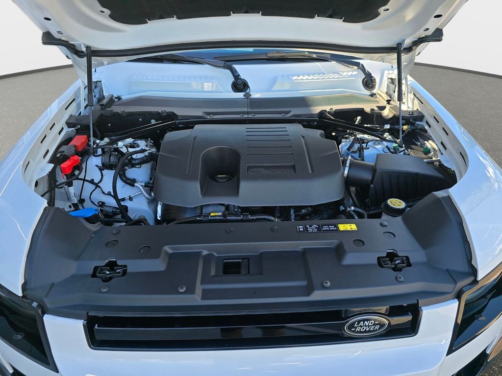 New 2026 Fuji White LAND ROVER X-Dynamic SE image 33