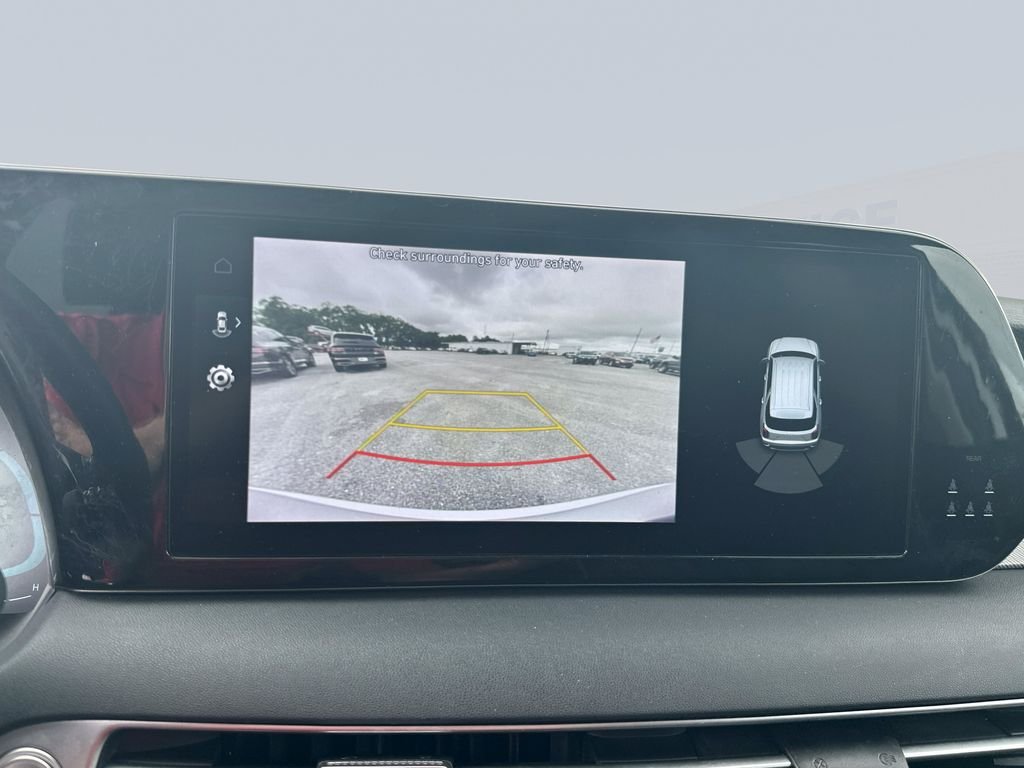 Used 2023 Typhoon Silver Hyundai SEL image 21
