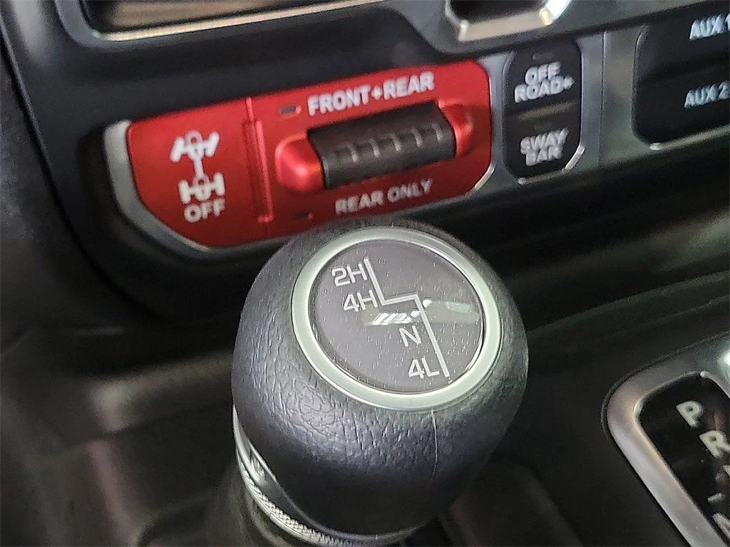 2025 Jeep Gladiator Rubicon - Photo 13