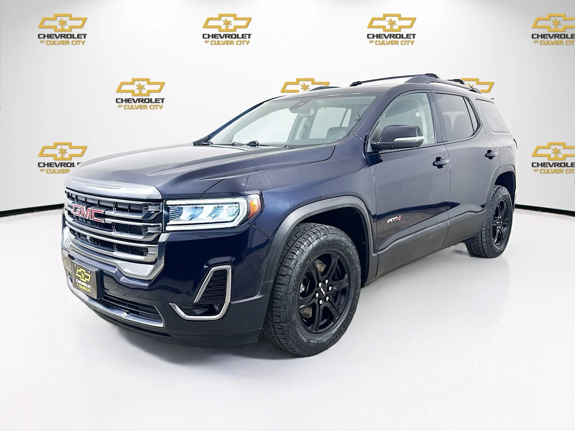 Used 2022 Midnight Blue Metallic GMC AT4 image 3