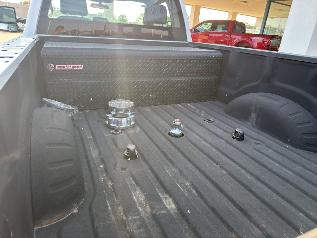 Used 2023 Oxford White Ford XL image 7