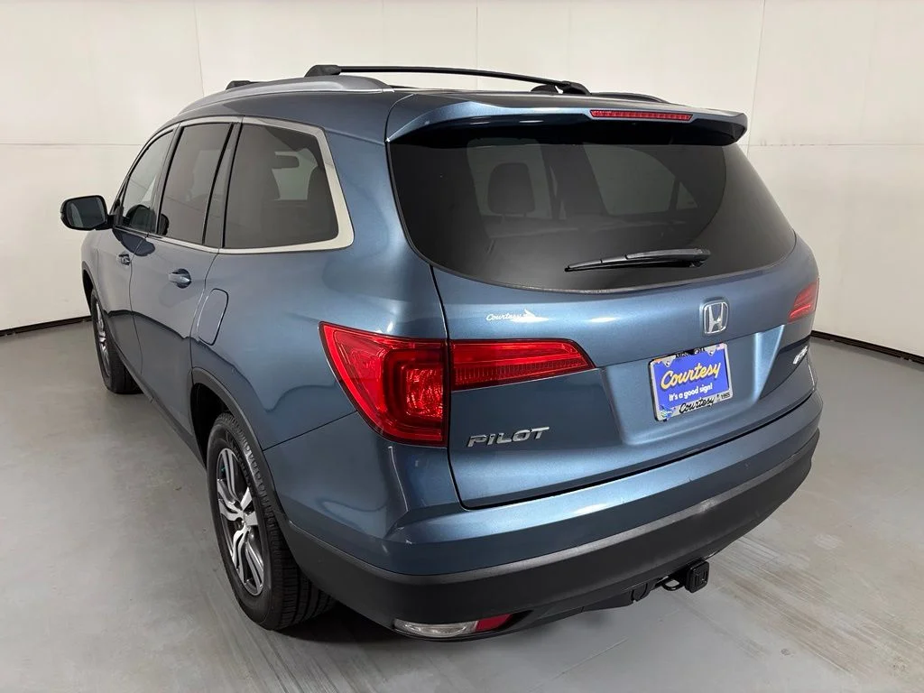 Used 2016  Honda EX-L image 6