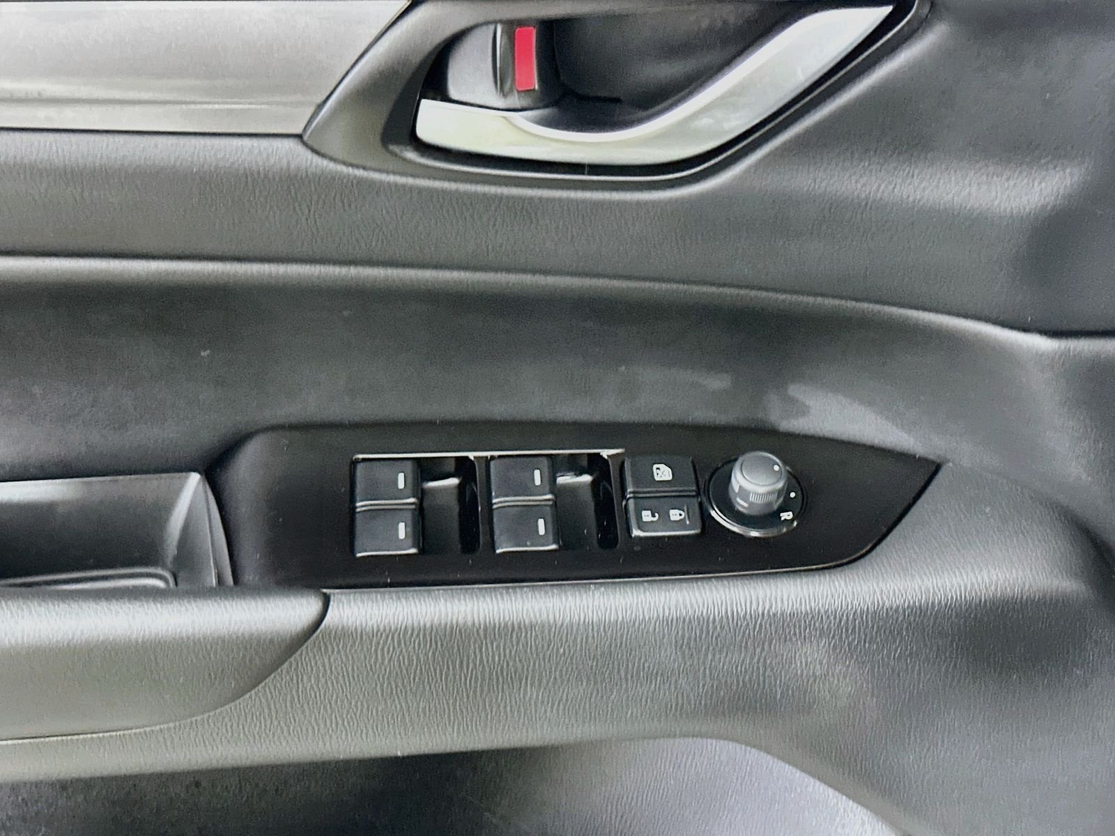 Certified Used 2024 Jet Black Mazda 2.5 S Select Package AWD 1-Owner with Heated Seats image 18