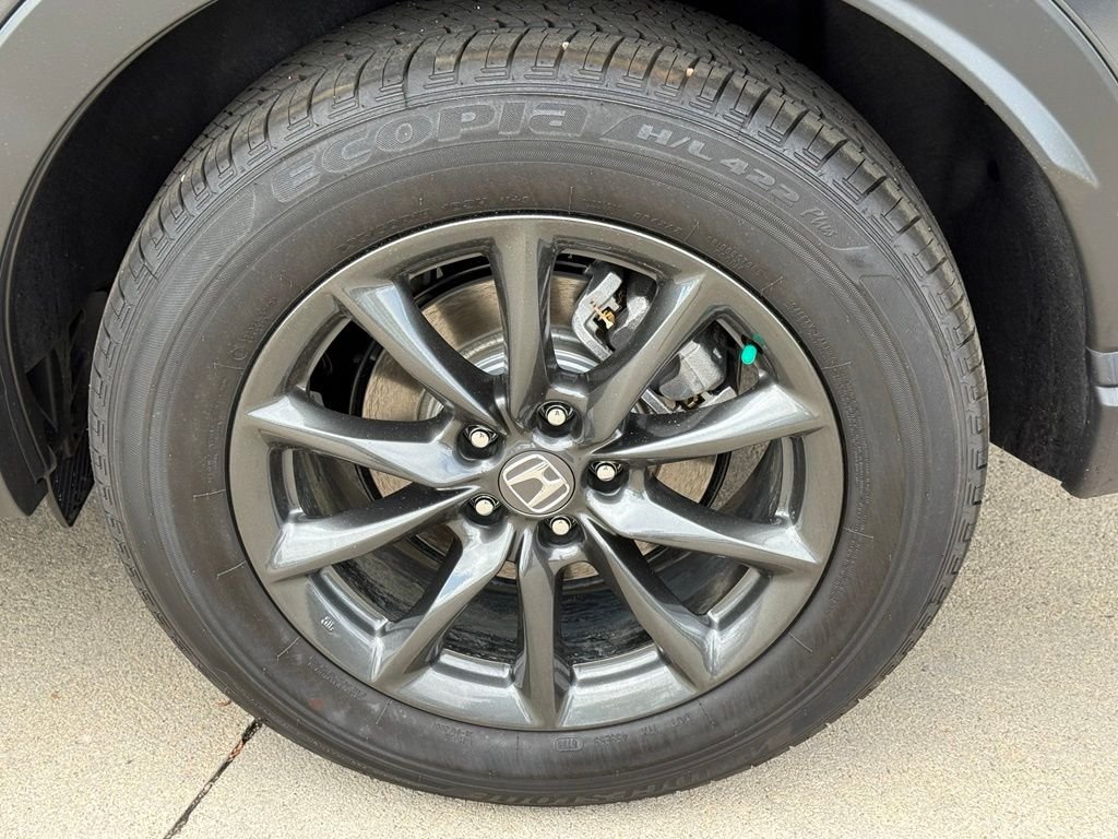 Used 2026 Meteorite Gray Metallic Honda EX-L image 12
