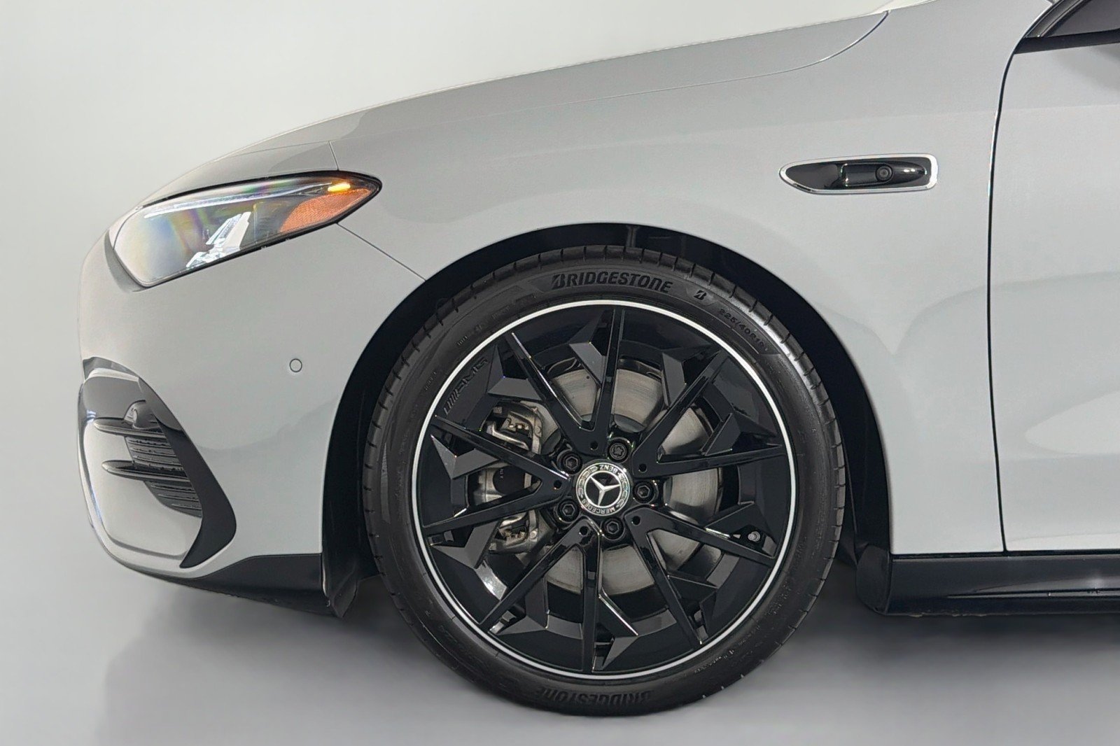 New 2027 MANUFAKTUR Alpine Grey Mercedes-Benz CLA 220 Hybrid image 9