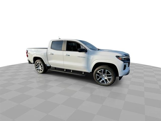 2024 Chevrolet Colorado Z71, photo 2 of 12