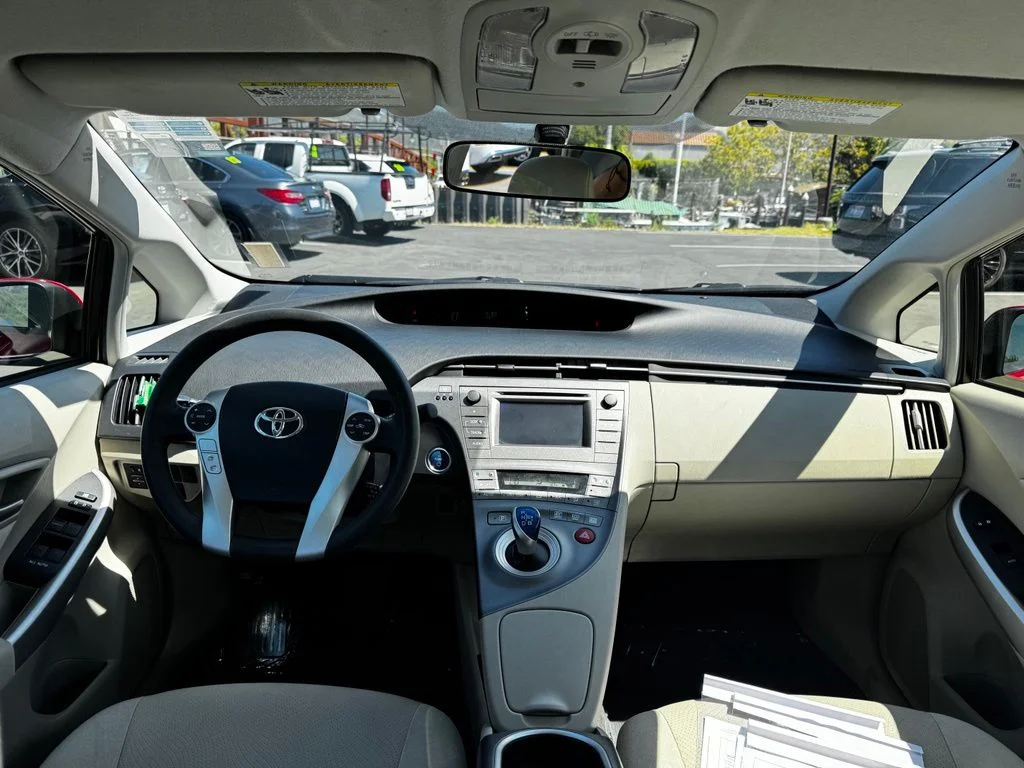 Used 2013 Red Toyota Two image 13