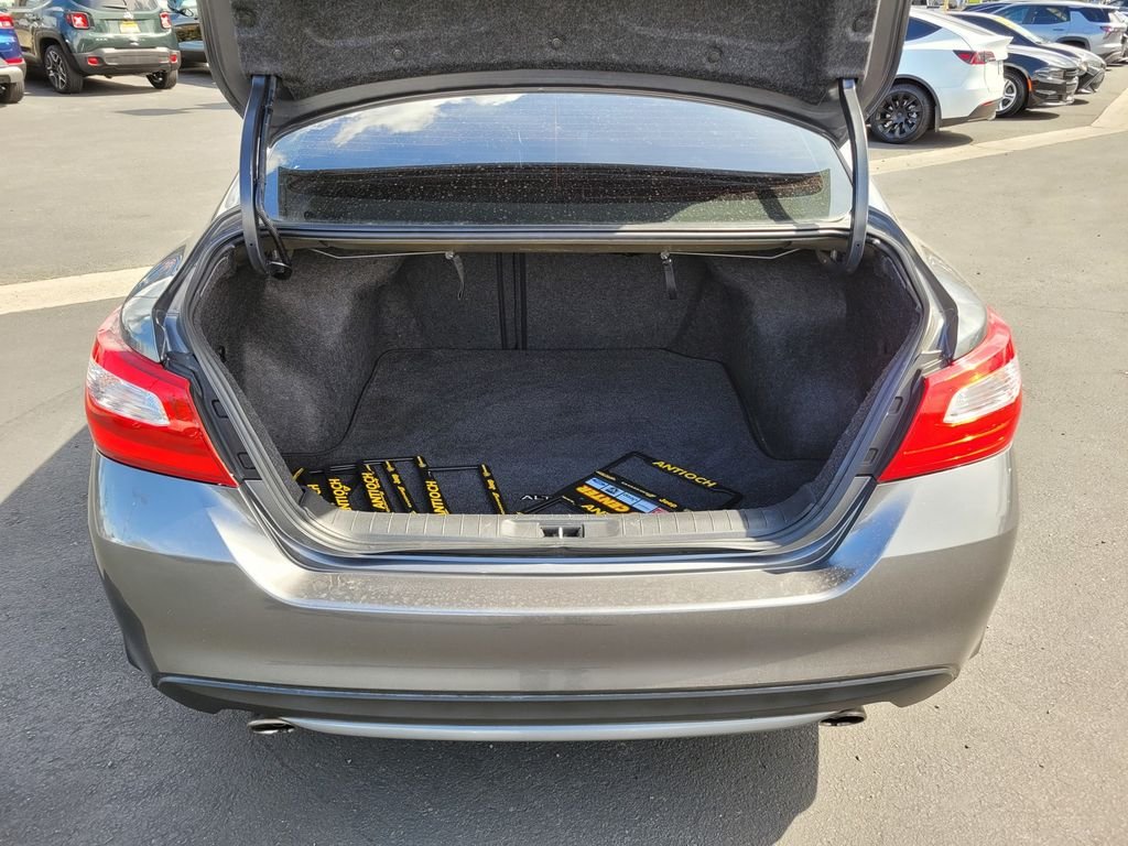 Used 2017 Gray Nissan 2.5 SL image 10