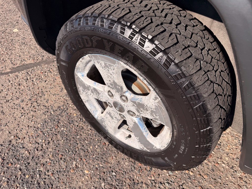 Used 2013 Black Jeep Limited image 17