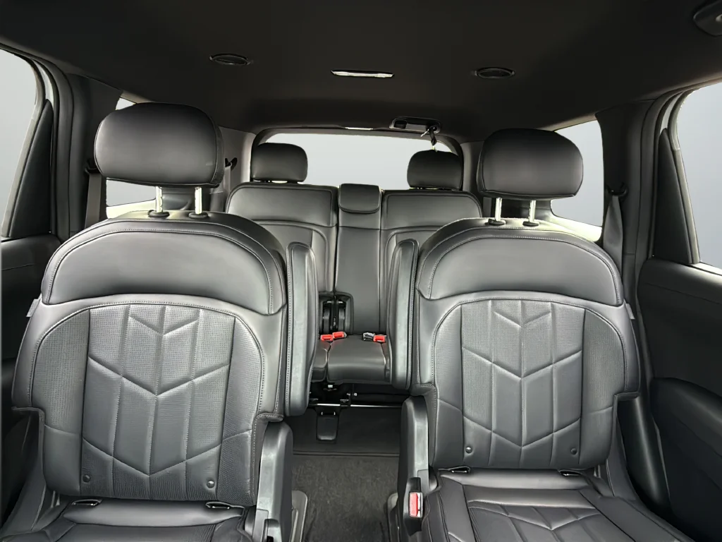 Certified Used 2027 White Kia X-Line EX image 29