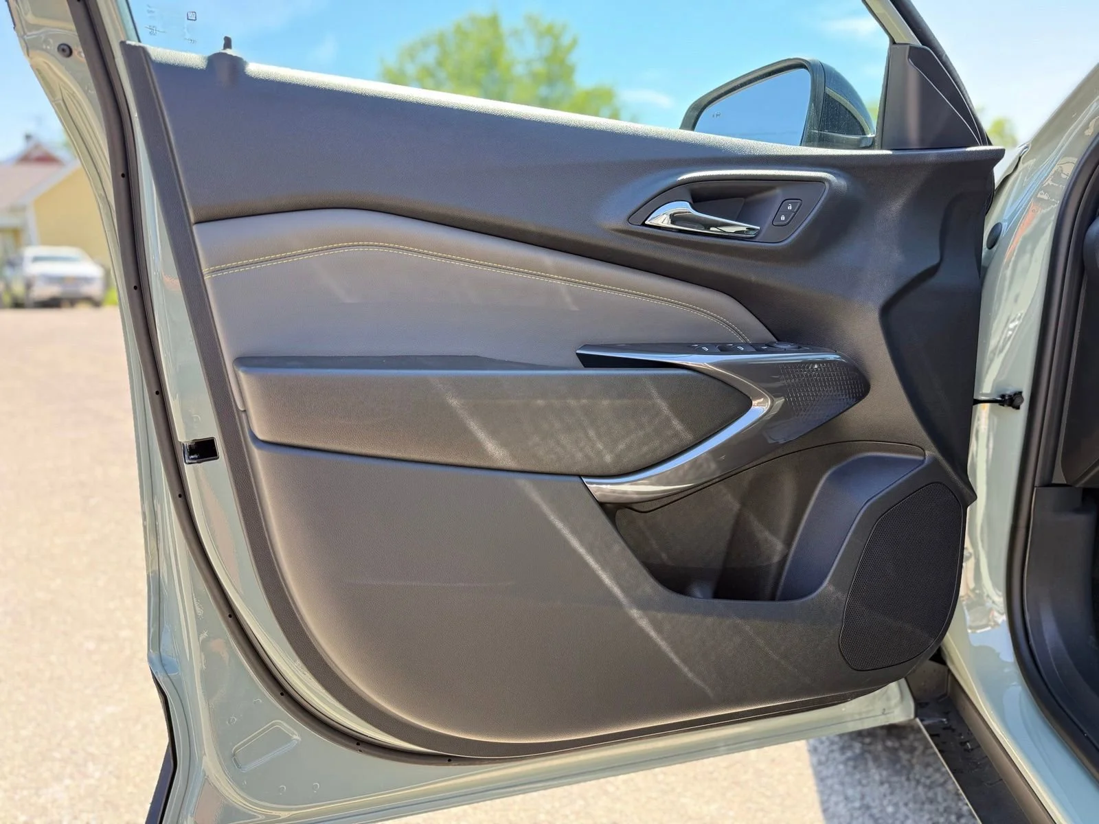 2026 Chevrolet Trax Activ - Photo 14