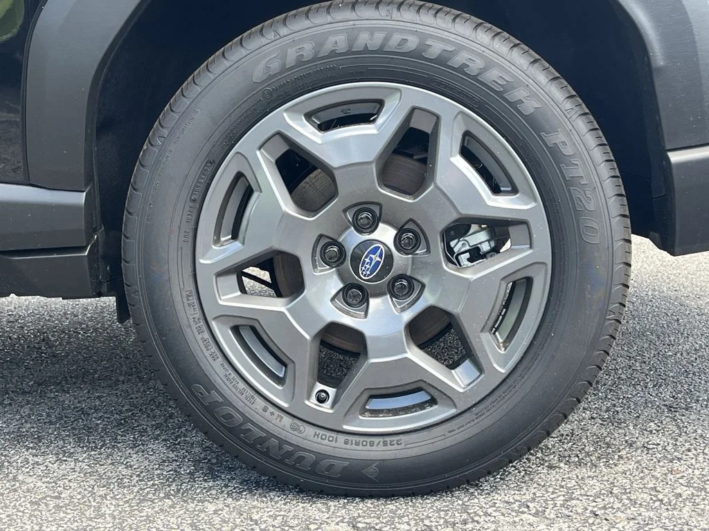 New 2026 CRYSTAL BLACK SILICA Subaru Premium image 9