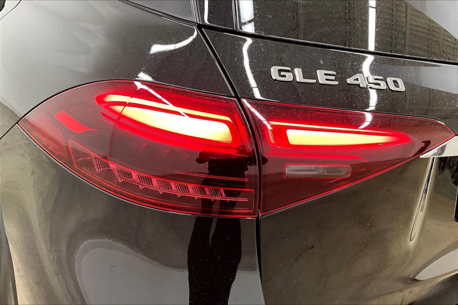 New 2026 Obsidian Black Metallic Mercedes-Benz GLE 450 image 14