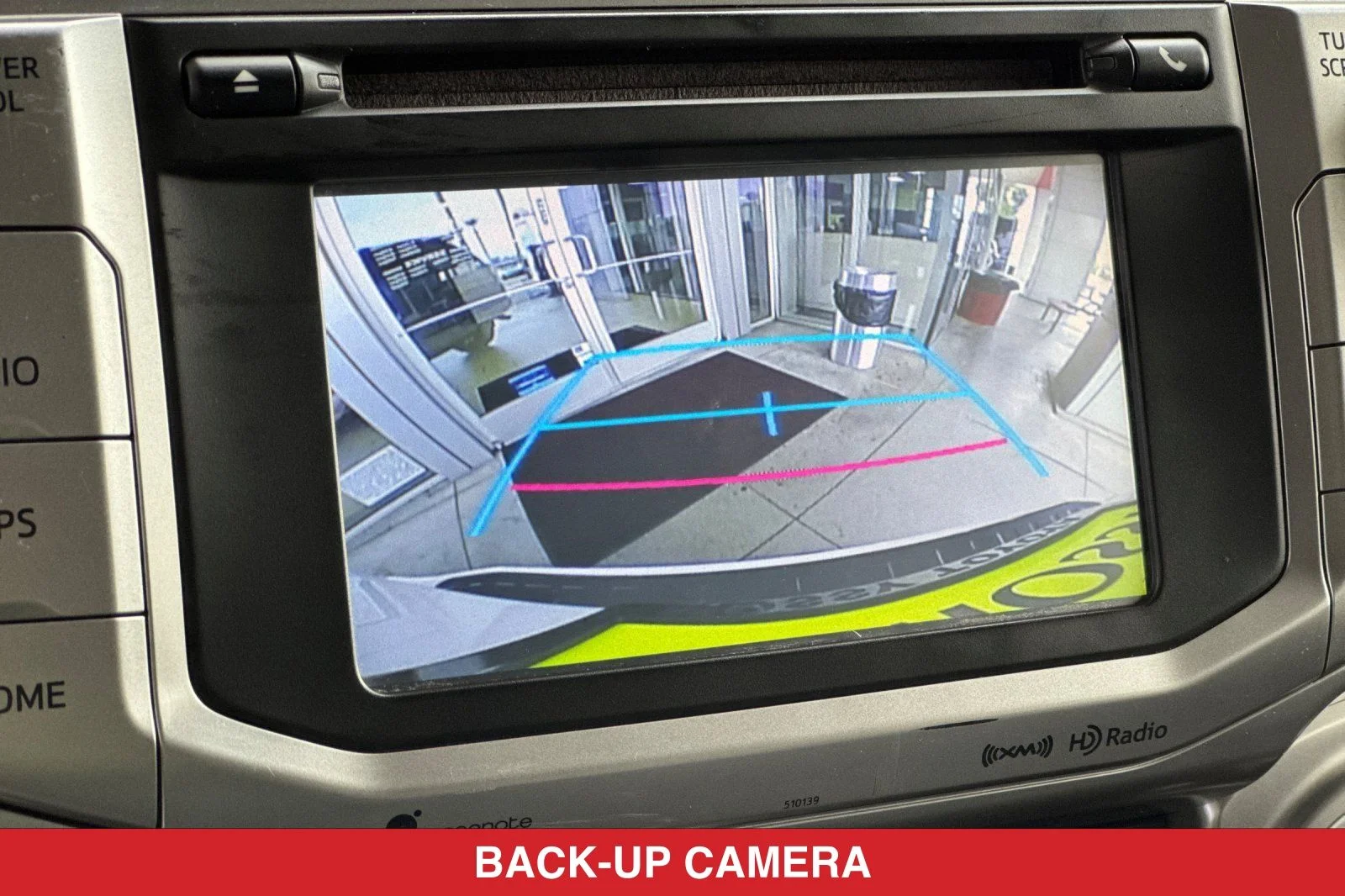 Used 2017 White Toyota SR5 image 21