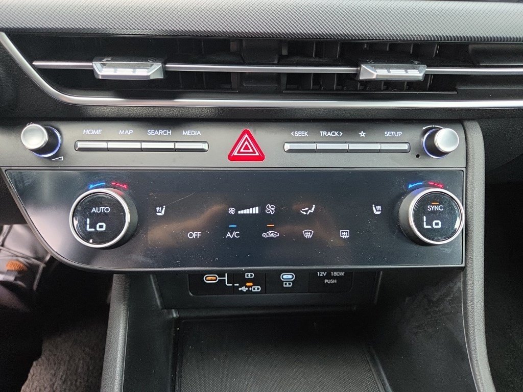 Certified Used 2025 Ultimate red Hyundai SEL image 21