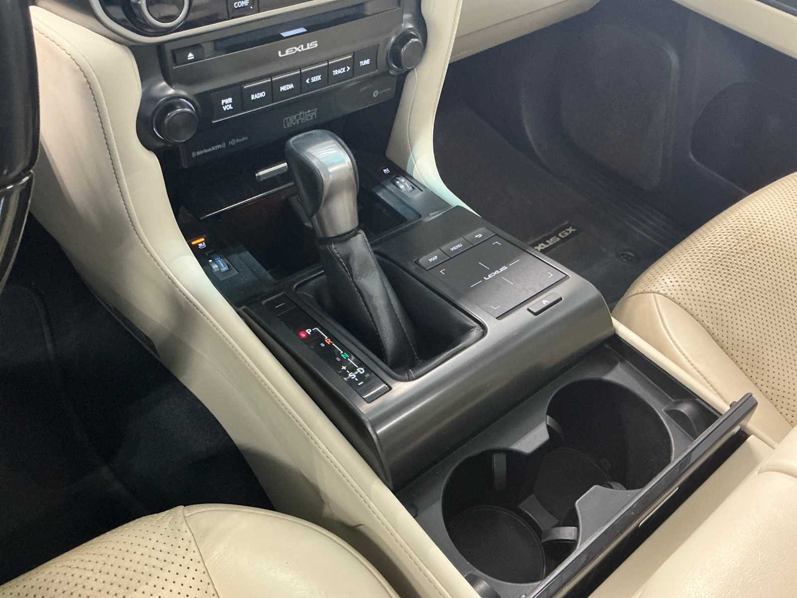 Used 2022 Atomic Silver Lexus Luxury image 18