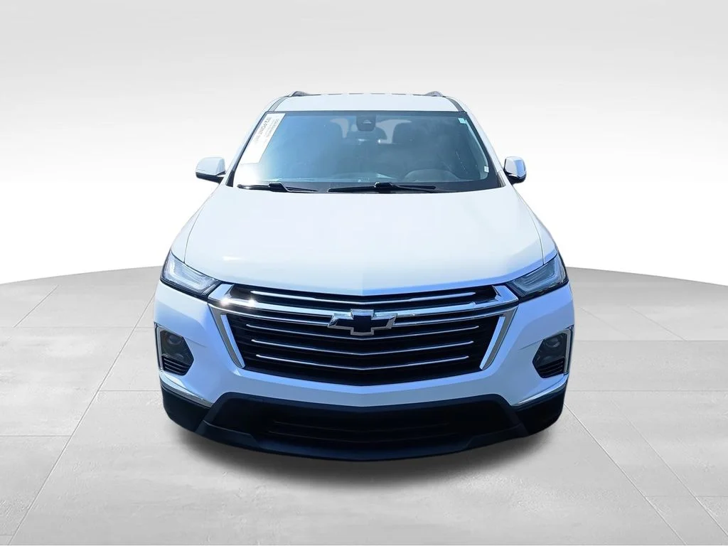 Used 2023 White Chevrolet LT image 4
