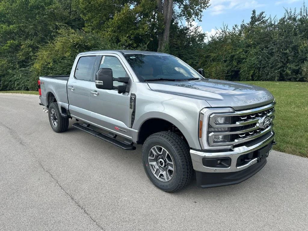 New 2027 Silver Ford Lariat image 1