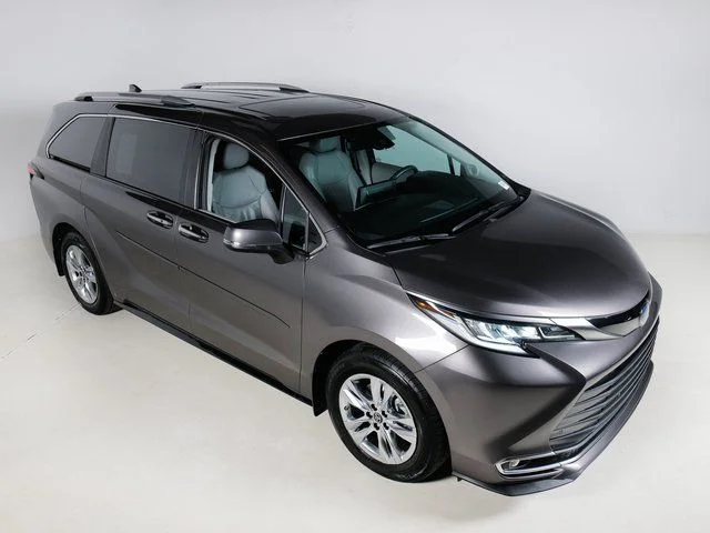 Used 2023 Gray Toyota Limited image 27