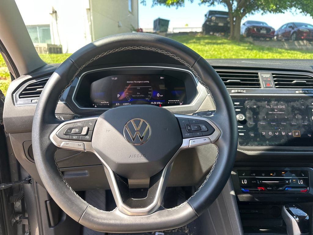 Used 2024 Gray Volkswagen 2.0T SE image 15