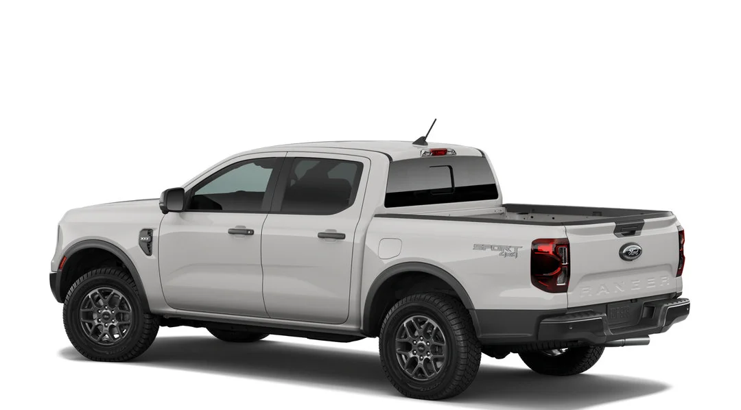 New 2026 AVALANCHE Ford XLT image 2