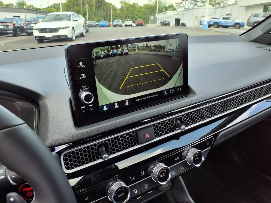 2025 Honda Civic Sport Touring - Photo 9