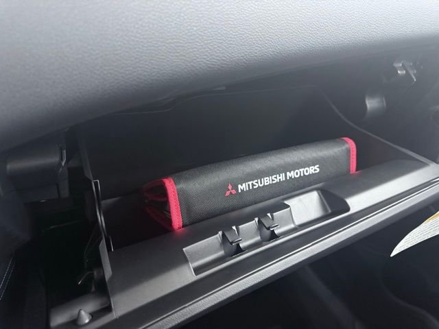 2025 Mitsubishi Outlander Sport ES - Photo 33