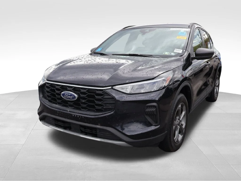 Used 2025 Black Metallic Ford ST-Line image 2